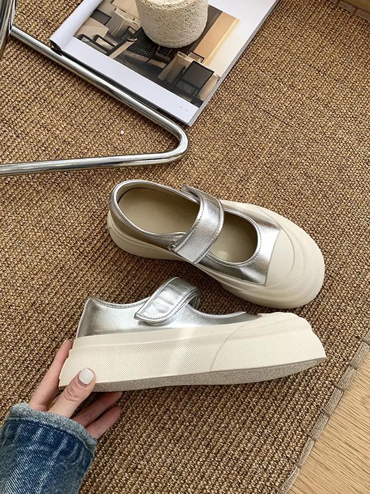 

Холщовые туфли Мэри Джейн на толстой подошве, женские с внутренней высотой, маленькие люди кажутся выше, лето 2025, туфли на липучке, уродливо-милые, с большой головой, белые 40 серебряный