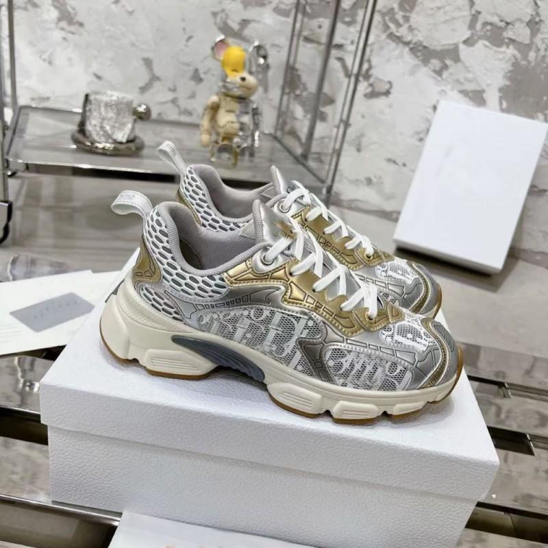 Unisex Platform Sneakers With Breathable Mesh Upper Lace-Up Design Comfortable Cushioned Insole Casual Sport Shoes Daily
