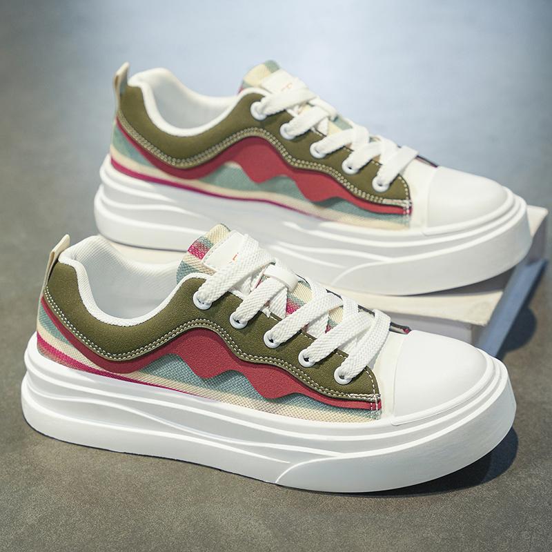 Men 's Casual Four Seasons Fashion Skateboarding Students Comfortable Sneakers Boys Trending Soft Sole Breathable Shoes
