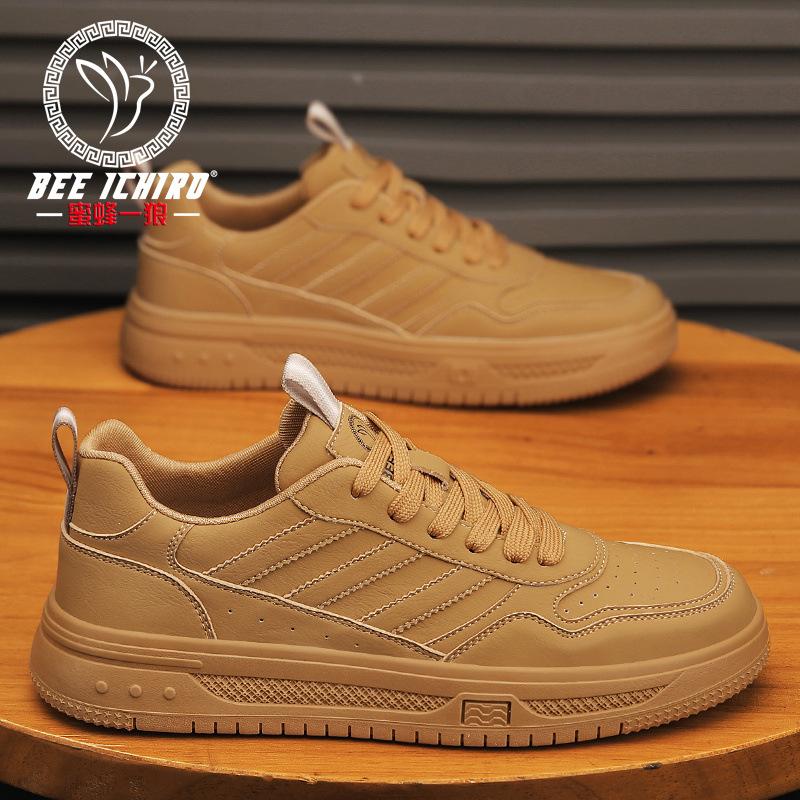 

Spring and summer men s shoes new four-season green sports versatile board shoes casual leather white shoes 38