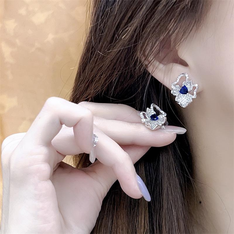 Luxury Women's Three-Piece Set: Floral Ring, Necklace & Earrings with Micro-set Diamonds