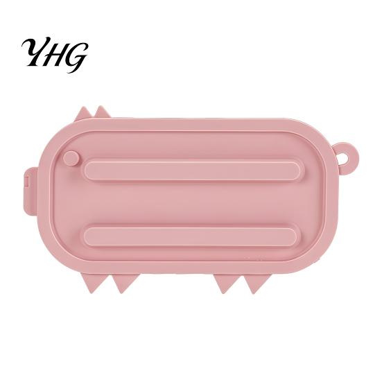 Multi Purpose Kitchen Organizer Silicone Pot Lid Holder, Cute Pig Shaped, Non Slip Heat Resistant Mat Non-slip Spatula Rest with Drain Grooves,