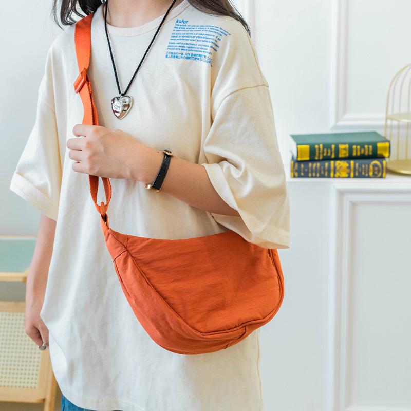 Borsa a Tracolla Piccola da Donna Versatile in Nylon - Borsa a Spalla Messenger Casual alla Moda a Forma di Raviolo
