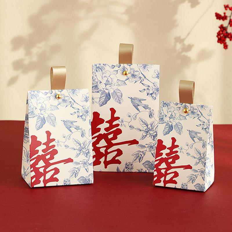 2025 Elegant Wedding Candy Boxes: Chic Paper Favors & Bags