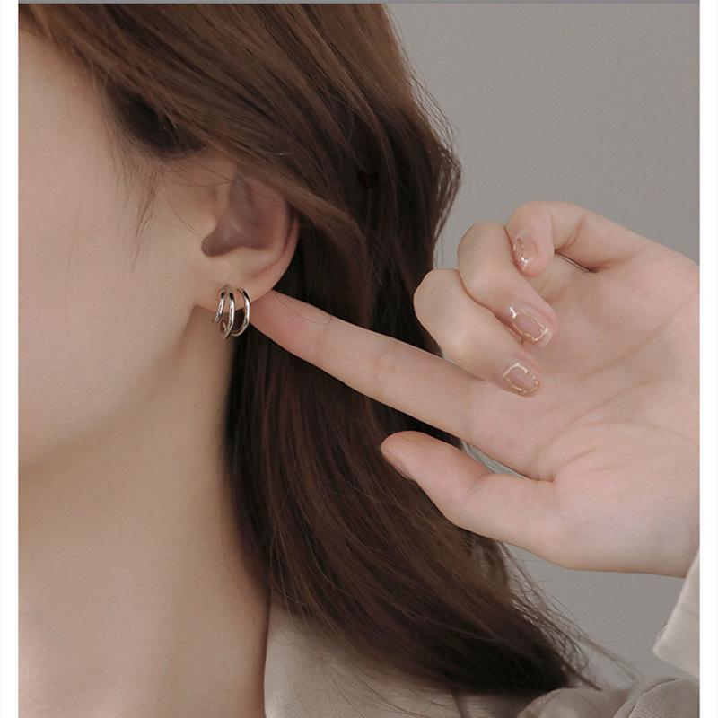 Korean Style Geometric Elegant Three-Prong Stud Earrings for Women