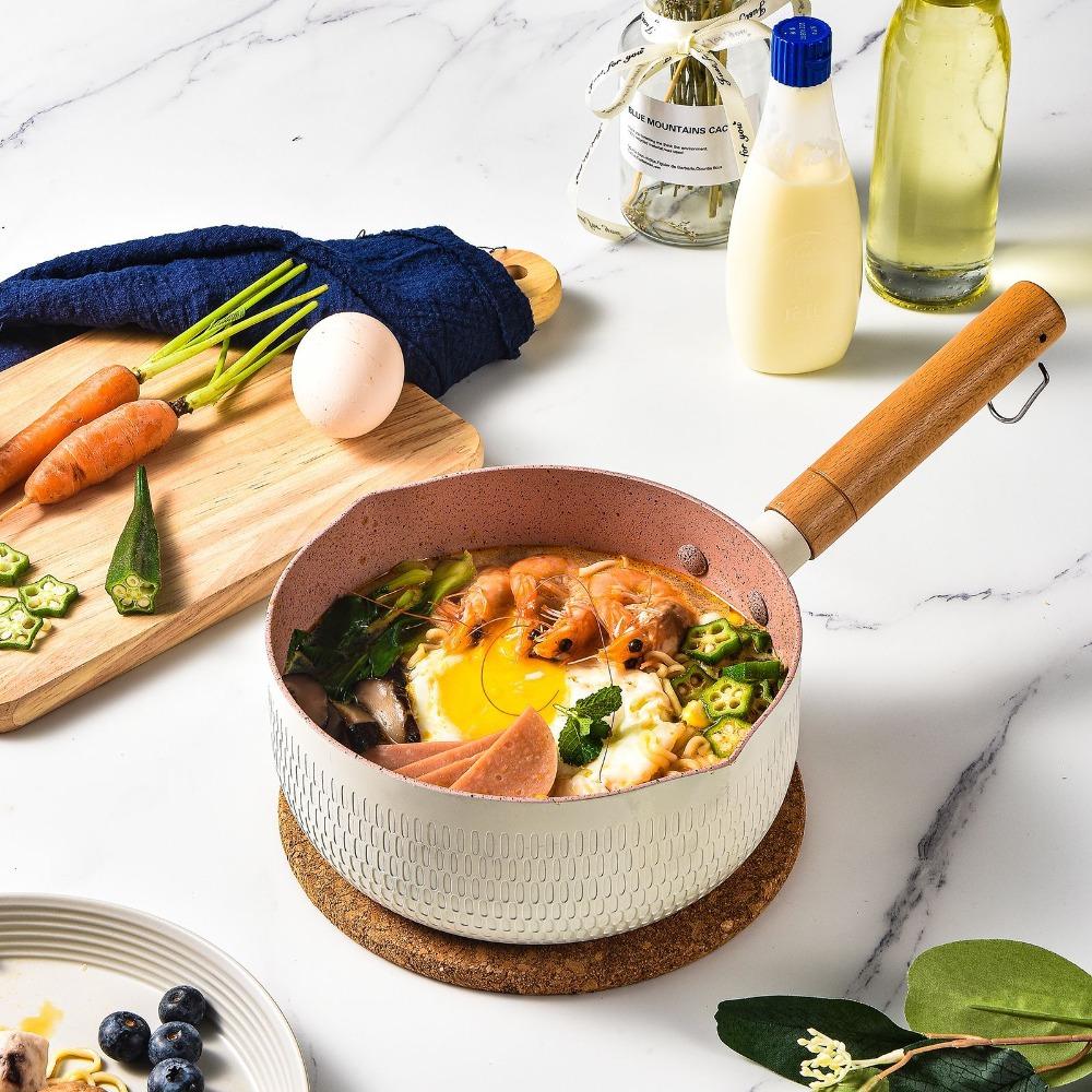 Wooden Handle Japanese Saucepan Universal Diversion Port Soup Pot Aluminum Alloy with Lid Non-stick Pan Baby Food