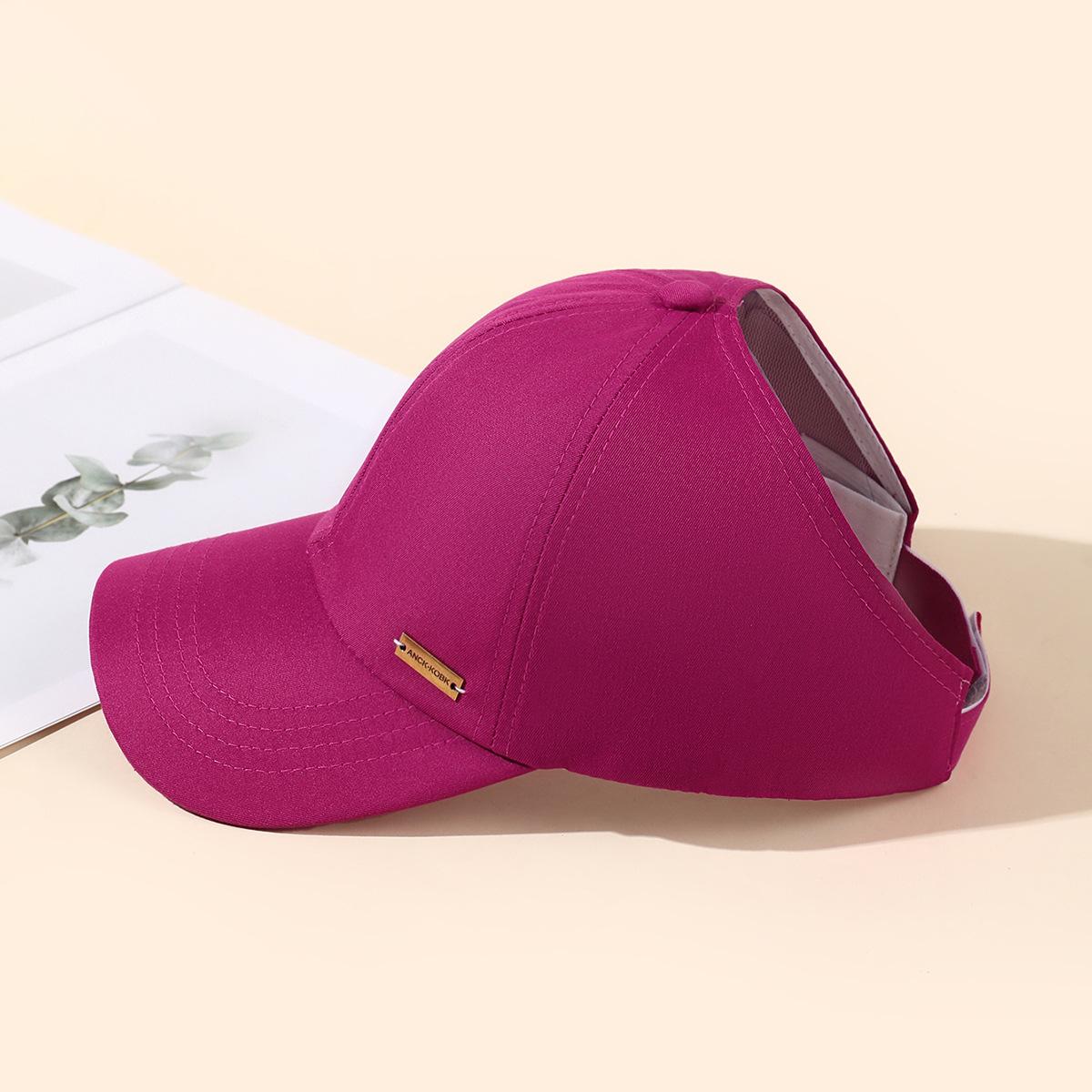 

Women s Ponytail Hole Top Baseball Cap,Versatile Sun Visor Hat for Summer with Ponytail Opening, Adjustable Design Adjustable розы красного