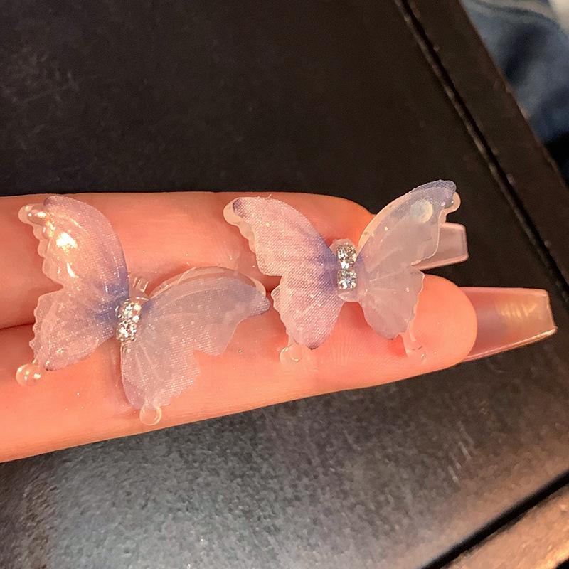 

Women Elegant Resin Butterfly Ear Stud Earrings one size
