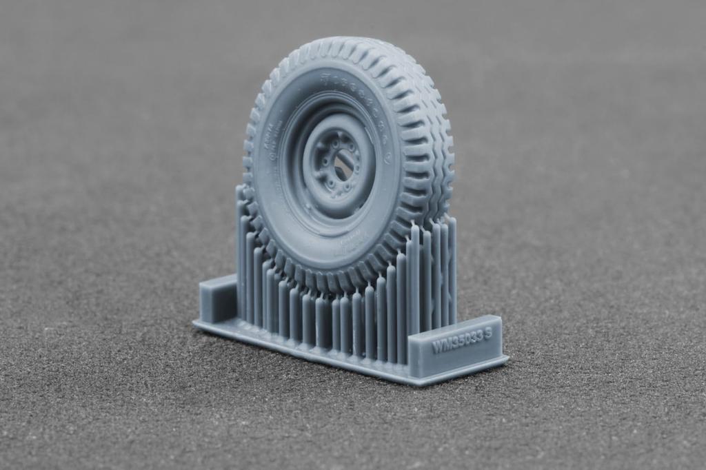 Modern Small Drive Military Spec Vehicle Wheel Set AK Plastic Model Parts SCXWM35033S Scale-X 1/35 Four-Wheel Weight-Deforming (5-Piece Set) (for