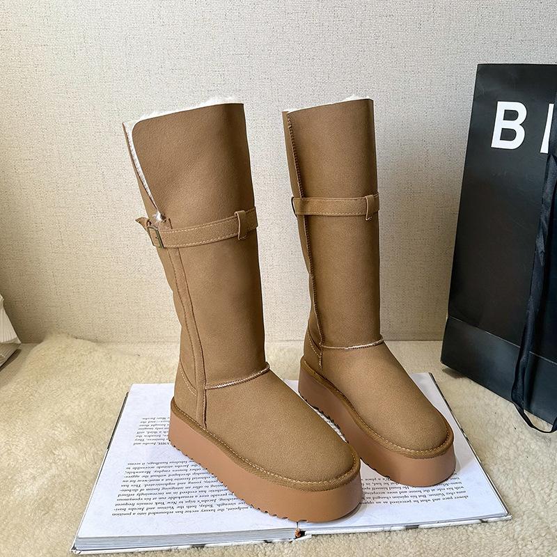 

Женские легкие зимние теплые меховые цельные сноубутсы на толстой подошве с ремешком и пряжкой, плюшевой подкладкой, нескользящие, повседневные спортивные длинные хлопковые сапоги 40 малиновый