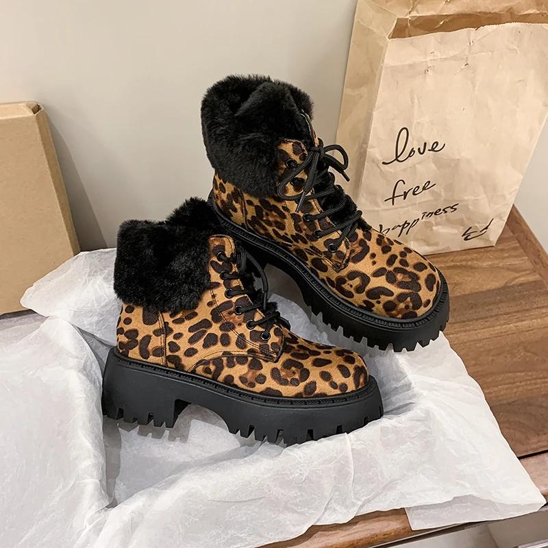 

Зимние современные ботинки на шнуровке с квадратным каблуком 2024 года, высококачественные женские ботинки с круглым носком и средним каблуком с леопардовым принтом, новинка, женские ботинки 41