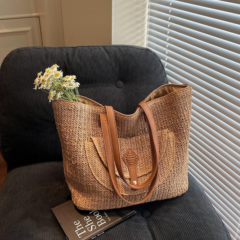 Woven bag women's new fashion and leisure large-capacity straw bag seaside vacation shoulder tote bag