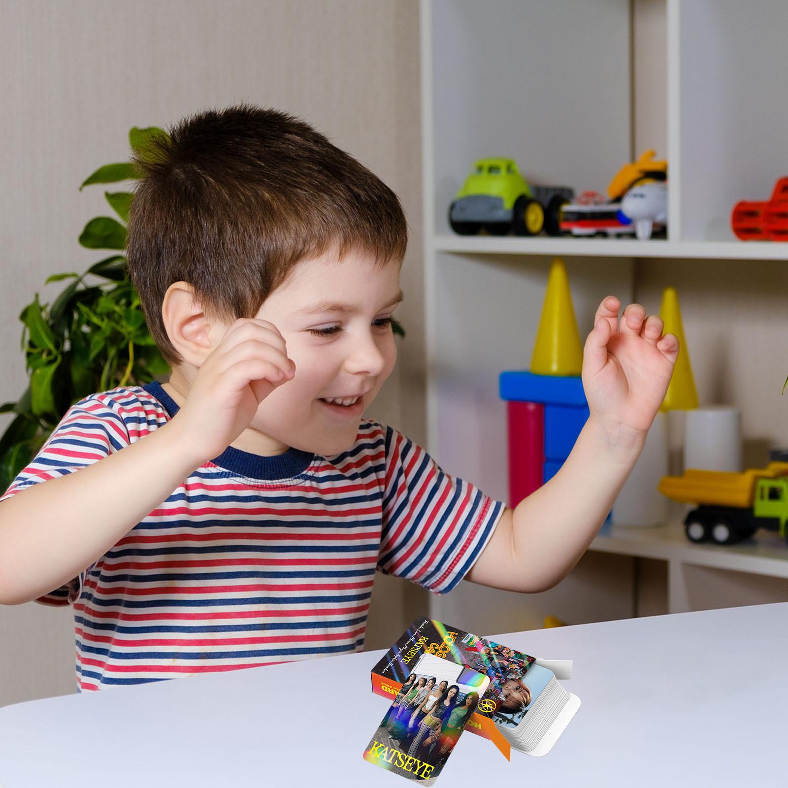 

124 Карты Коллекционные Карты Маленькие Наклейки Двусторонние LOMO Флэш-карты Коробка One Size