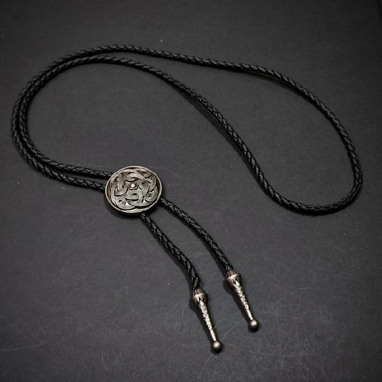 Men's Classical Leather Cord Bolo Tie with Metal Pendant Western Vintage Necktie Shirt Collar Necklace for Festivals