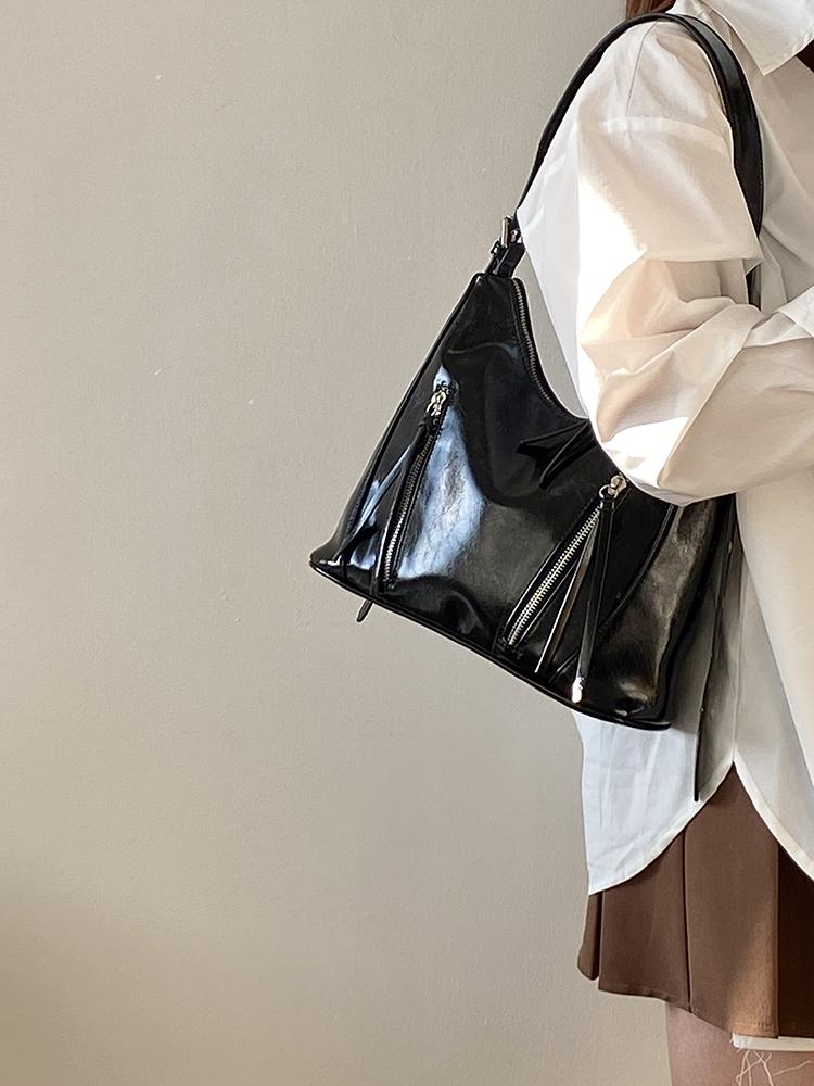 Retro Patent Leather Women's Shoulder Bags Large Capacity Ladies Crossbody Bag Solid Color Female Underarm Bag Tote Handbags