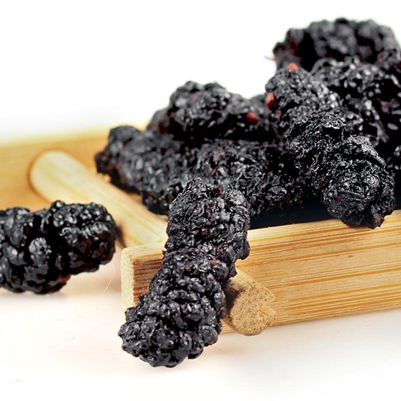 new boundaries Assorted Dried Fruits & Dates