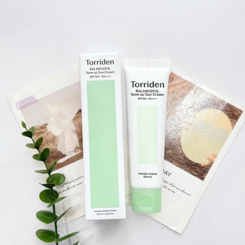 Torriden Balanceful Cica Tone Up Sun Cream 60ml/ Soothing, Nourishing, Moisturizing, Korean Cosmetics, Kbeauty