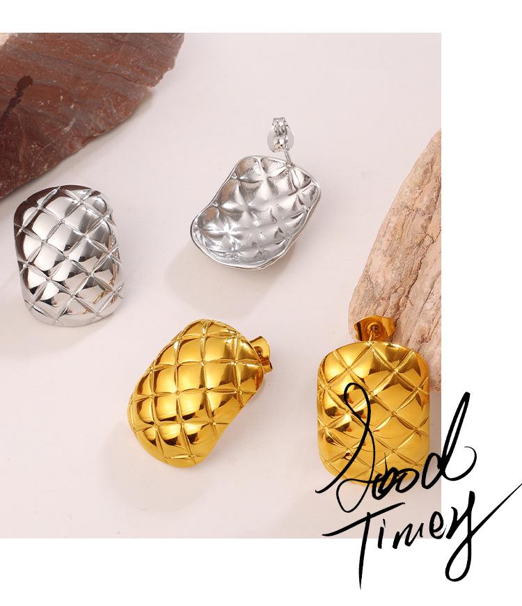 Trendy Plaid Metal Stud Earrings for Women - Elegant and Versatile European & American Style
