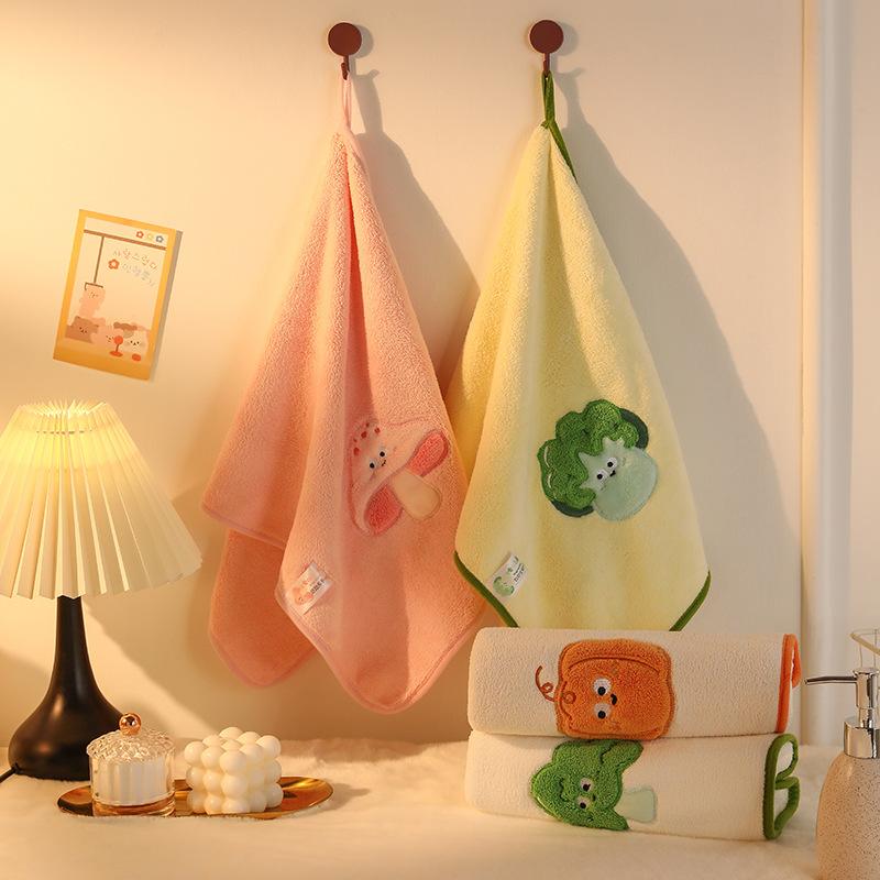 Coral Fleece Towel, Bathroom Hanging Absorbent Square Towel, Kitchen Dual-purpose Hand Towel, Non-shedding Handkerchief