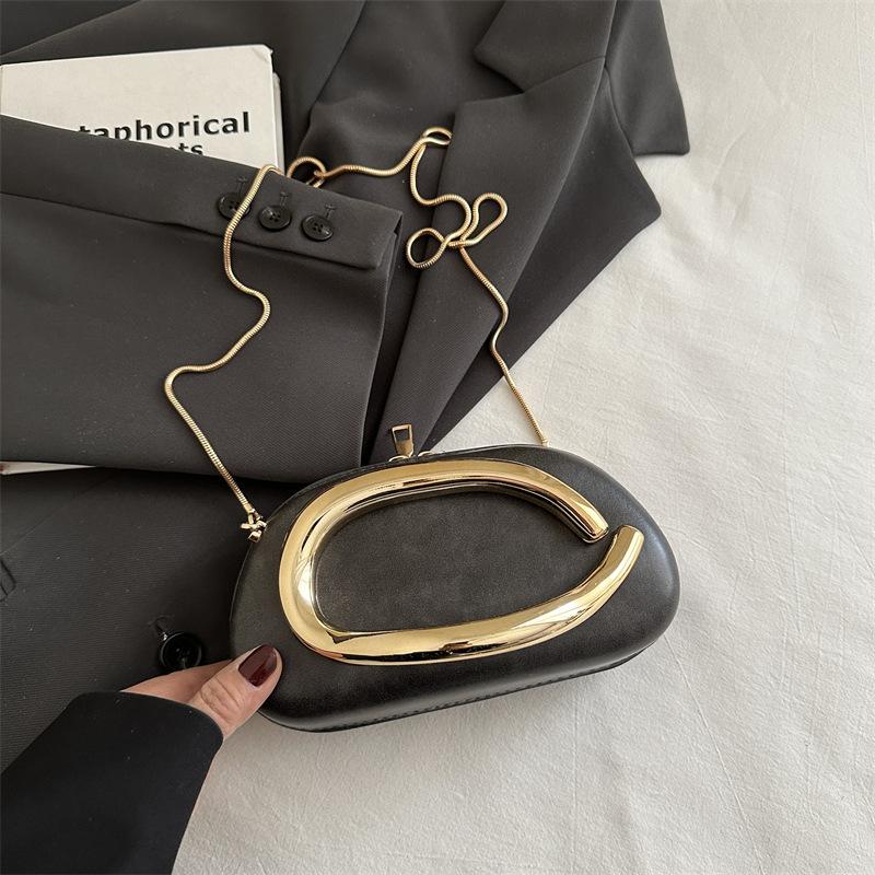 

2025 new banquet bag versatile dinner bag women s high-end clutch bag niche single shoulder messenger bag tide