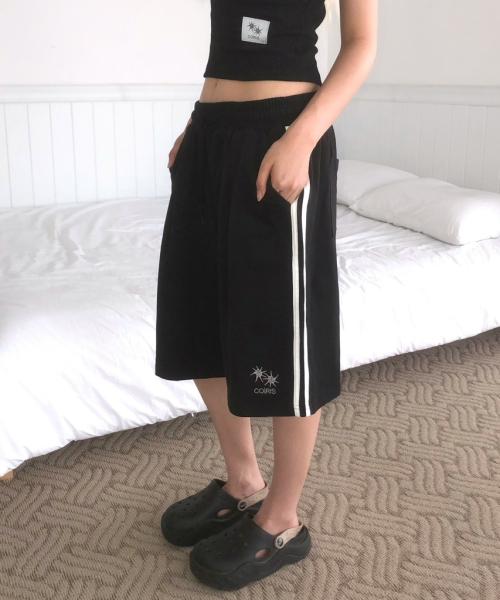 Koiliseu Ebro Side Track Line Sweat Half Pants (2 Colors)