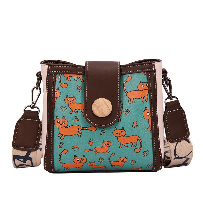 

Soft leather texture new shoulder messenger bag female Korean version anti-splashing large capacity shopping casual foreign style women s bag tide