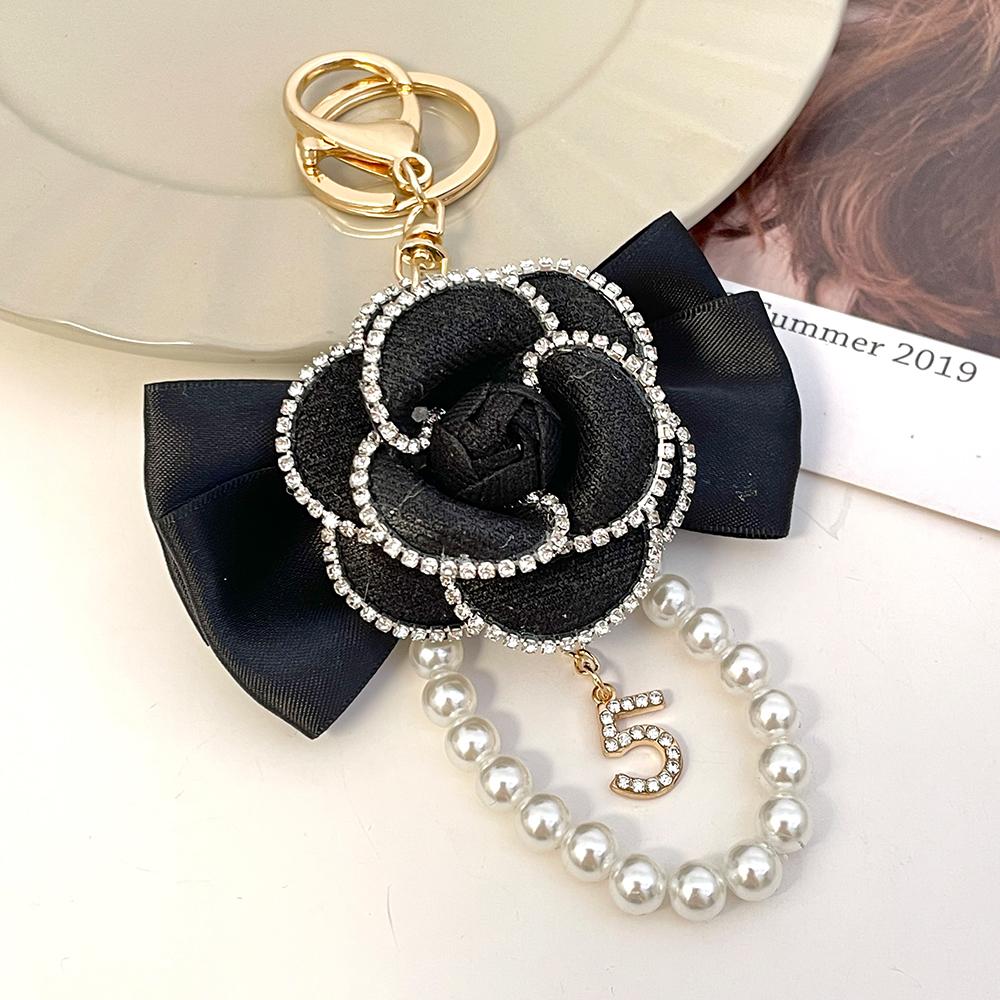Luxury Fabric Camellia Bow Pearl Keychain Crystal Rhinestones Car Key Ring Handmade Flower Women's Bag Pendant
