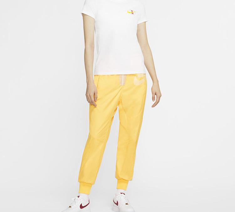 Nike T Shirts Women's White Crew Neck Moderate Other CZ3580-100