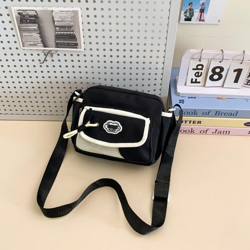 New Messenger Bag Women's Bag Simple Bow Small Square Bag Casual Going Out Mobile Phone Bag Water Cup Bag Tide