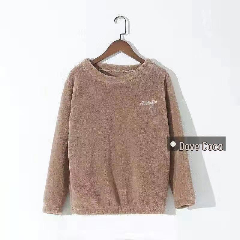 Women's Coral Fleece Home and Outdoor Set: Versatile, Warm, Cozy Pajamas and Base Layer for Students.