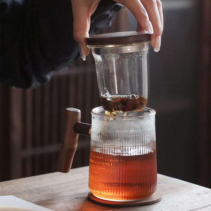 380ml Vertical Stripe Glass Tea Cup With Wooden Handle Lid Flower Office Brewing Flower Puer Tea Mug Drinkware
