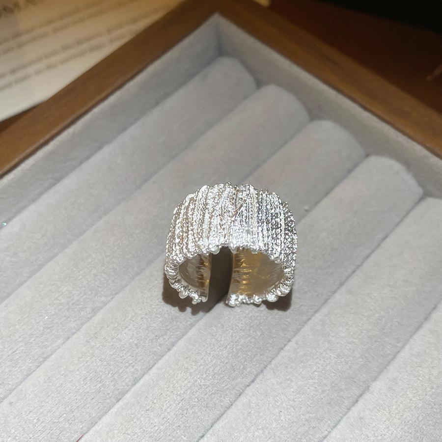 Металлическое плиссированное текстурное открытое кольцо простое универсальное кольцо на указательный палец кольцо женское