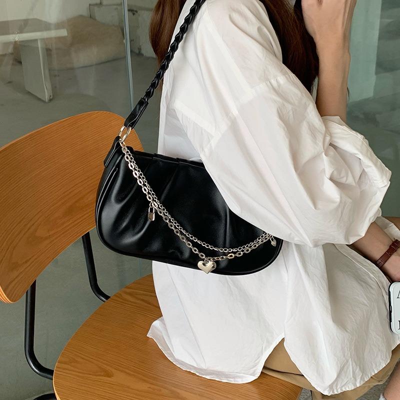 Small fresh cloud underarm bag niche design pleated shoulder bag women's crossbody texture chain woven handbag