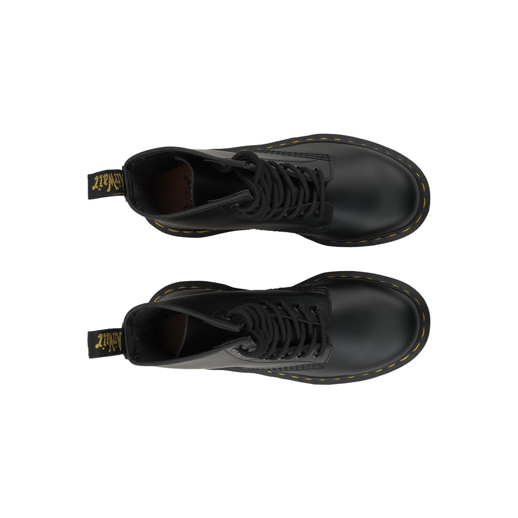Dr. Martens 1460 Classic Smooth Leather 8 Eye Boots Unisex Boots Black 10072004