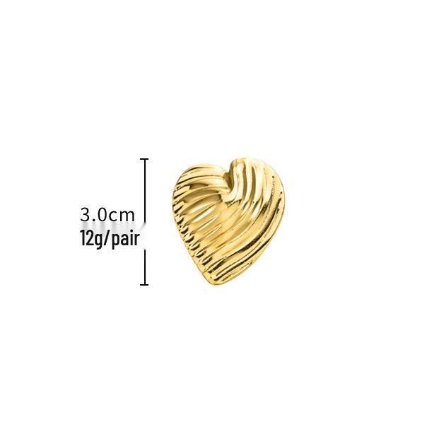 European/American 18K Gold-Plated Stainless Steel Heart Stud Earrings - Fashionable and Versatile Jewelry