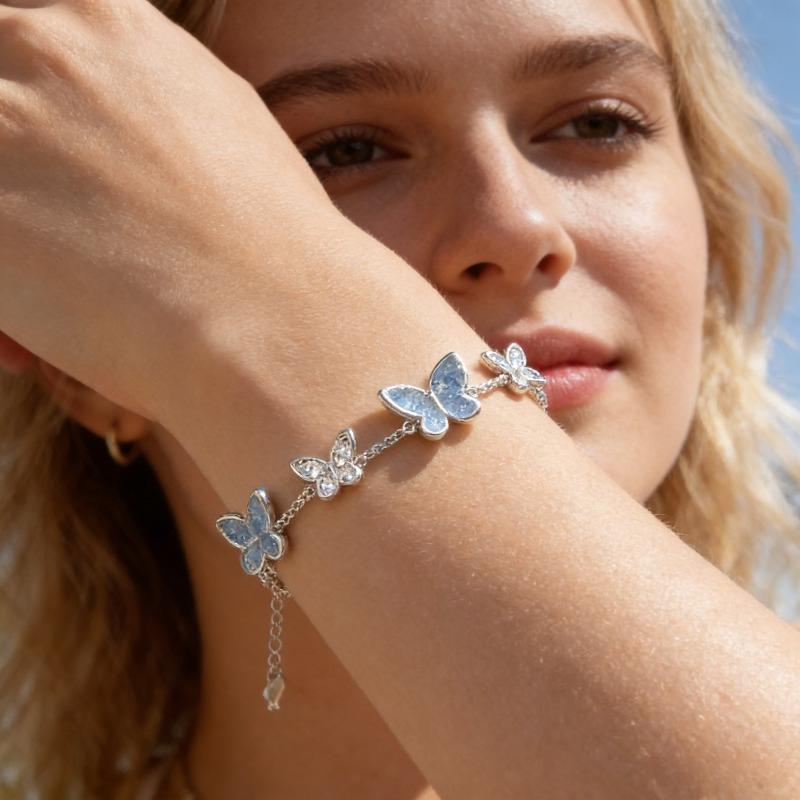 

Blue Ice Transparent Butterfly Bracelet Luxury Unique Delicate Forest Style Daily Date Versatile Gift синий