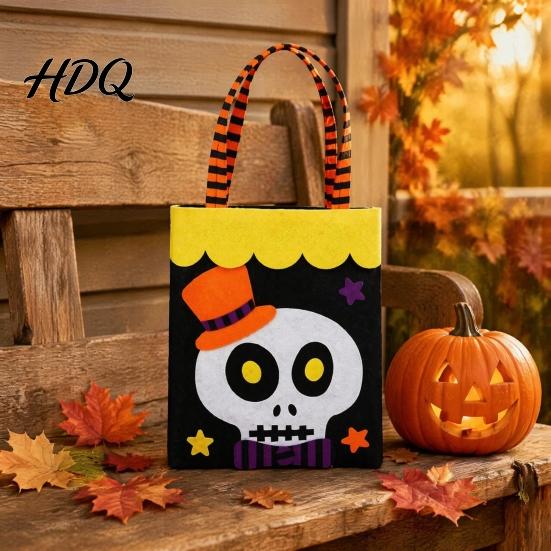 Non-woven Halloween Totes Candy Bag Cute Pumpkin Ghost Tote for Kids Spooky Festive Party Favor Cartoon Pattern Treat Bag Party Trick or Bags