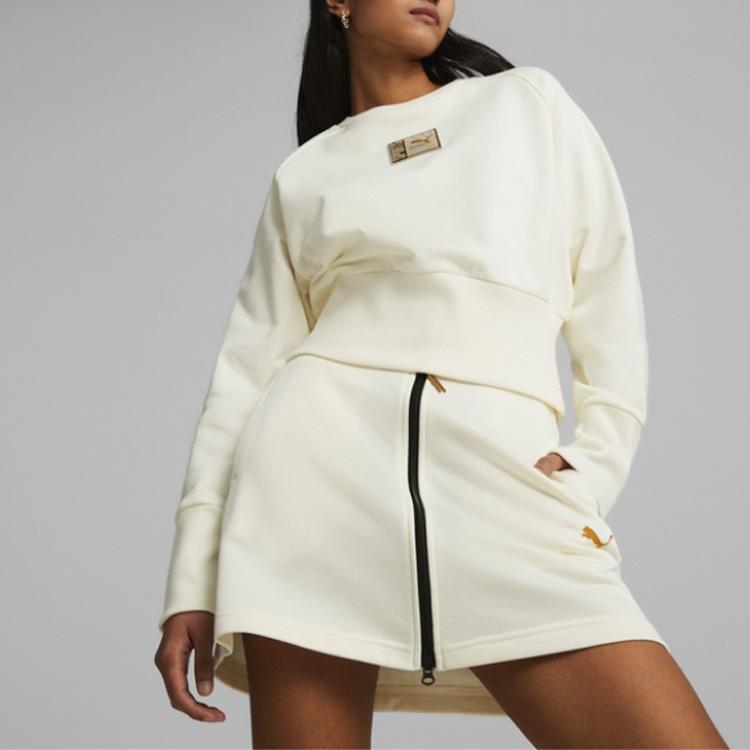 Puma Classics Forward History Crew Neck Embroidered Logo Pullover Long Sleeve Sweatshirt Women sweatshirt White 623461-65