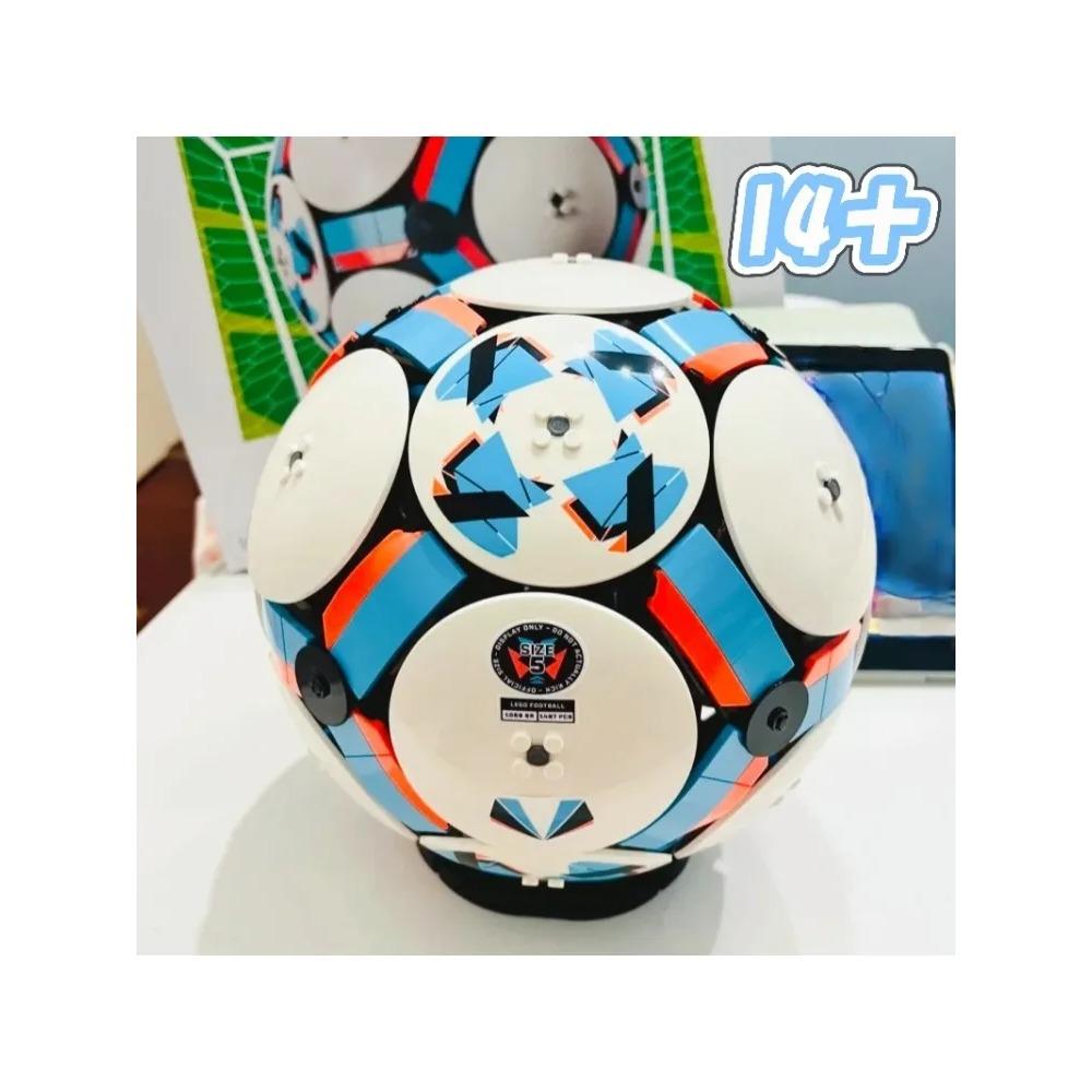 2026 New Football Children's Toy Creative Sports Model Suitable for Children's Birthday Gifts