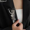 1PC Broche de Pin con Cadena Metálica Exagerada y Cadena de Borlas de Moda Para Mujer Nuevo Accesorio de Joyería con Pin Fijo para Traje Camisa