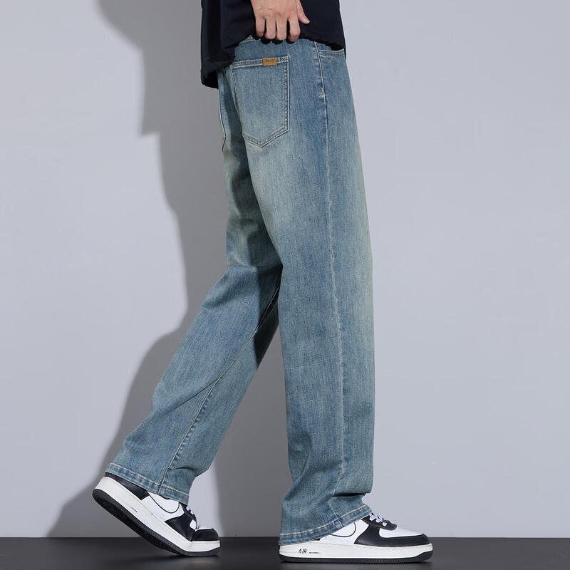 JEEP Men's Relaxed Fit Straight Leg Jeans