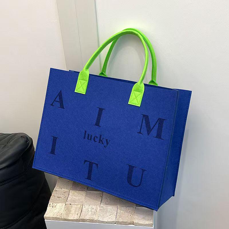 Modern Large Capacity Felt Handbag - Versatile and Stylish Shopping Bag with Letter Design