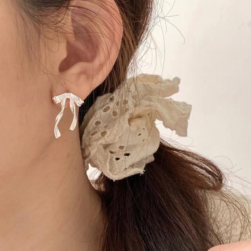 Bow Tassel Earrings Female Fashion Light Luxury Niche Design Senior Sense Earrings Vintage Personalized Minimalist Ladies Accessories Elegant Jewelry