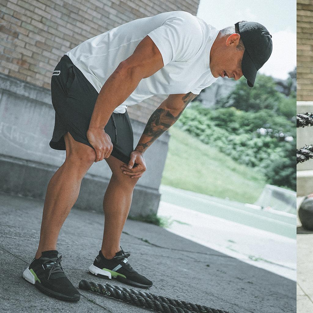 Leisure Beach Shorts with Double-layer Mesh Design for Running Sports and Fitness Men's Shorts