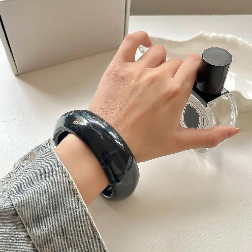 Bohemian Irregular Wide Bracelet Shiny Transparent  Hand Ring Creative Acrylic Bangle  Gift