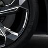 GLC GLB 4pcs Car Wheel Hub Sticker Tire Rim Metal Alloy Strips For Mercedes Benz AMG W206 W204 W205 W212 W213 W221 W222 W223 W2
