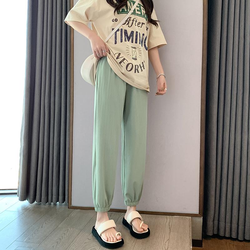 Damskie letnie spodnie haremowe z zielonego jedwabiu lodowego 2024: Wyszczuplające, drapowane, cienkie spodnie dresowe do sportu