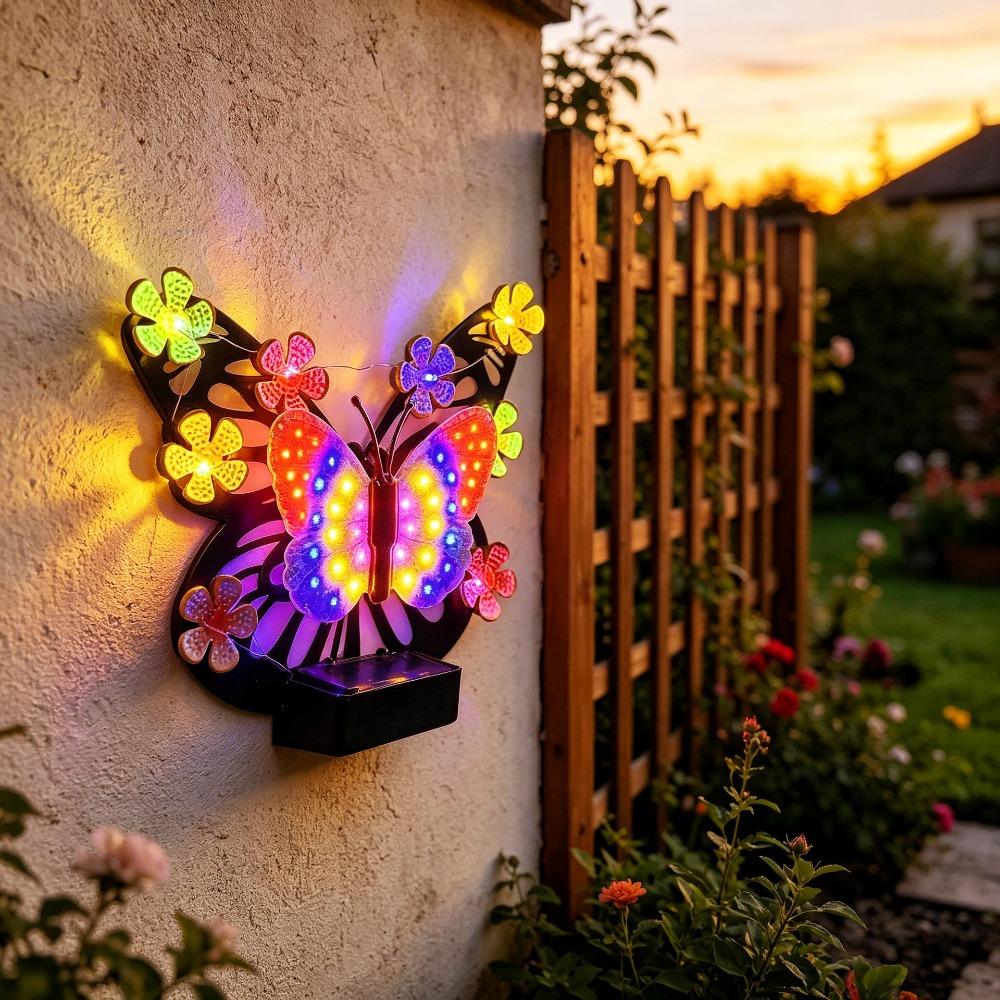 Zewnętrzna Lampa Ścienna Solarna z Dekoracją Motyla – Lampa Krajobrazowa do Ogrodu i Dziedzińca Willi / Lampka Ścienna Ambientowa