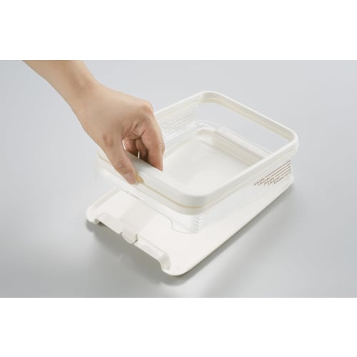 Akebono Sangyo Bread Slicer with Guide and Hood, Made in Japan, Diagonal Cut for Clean Slices Down to the End, Thickness Adjustable, 4-, 5-, 6-, 8-, o