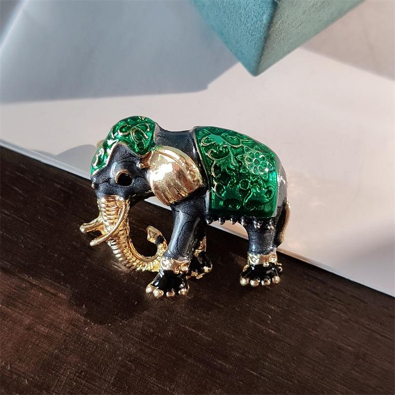 Enamel Colored Elephant Brooch Shirt Mini Elephant Brooches For Women's Pins Chest Flower Collar Pin Sweater Jewelry